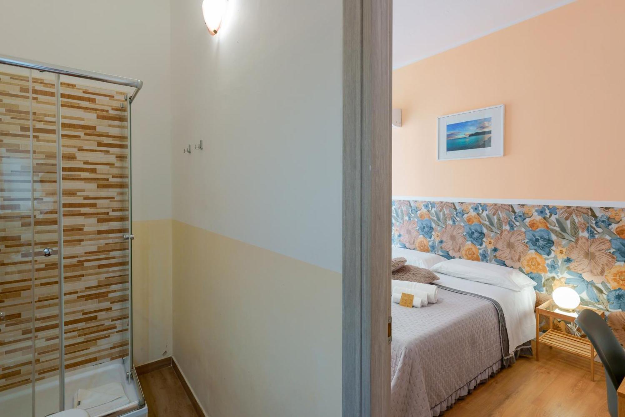 Bissenti Rooms - Eja Sardinia 卡利亚里 外观 照片